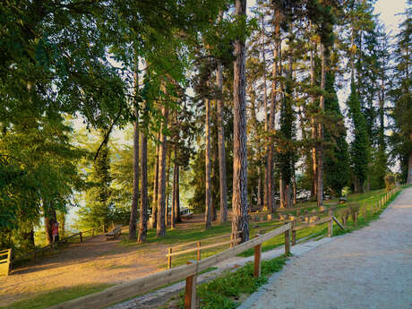 "Le Bois d'Amour" recreation area