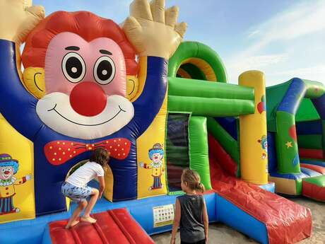 Soirée d'été : Gonflables pour enfants