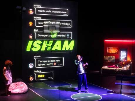 Théâtre augmentée "To like or not"