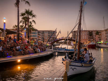 Festive des Voiles Latines - Rising Sun