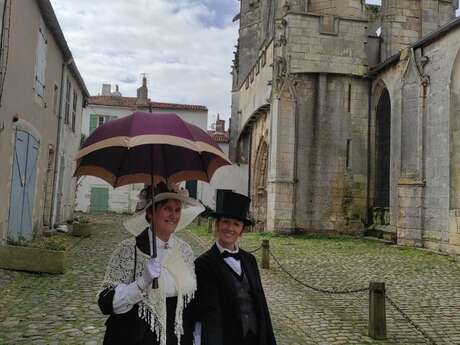 Visiter17 - Visite guidée costumée, pour la découverte de Saint-Martin début XXᵉ