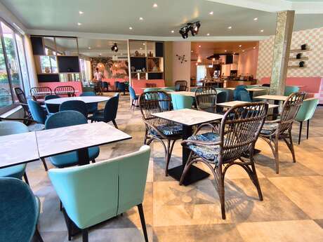 The Hollywood Restaurant