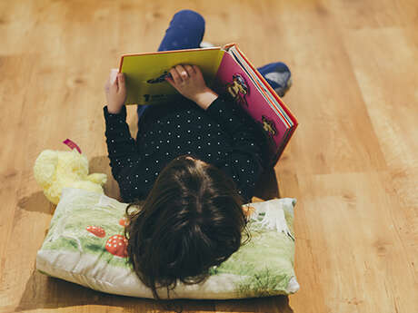 Rendez-vous des tout-petits "Lire, chanter et jouer avec bébé" (Read, sing and play with baby)