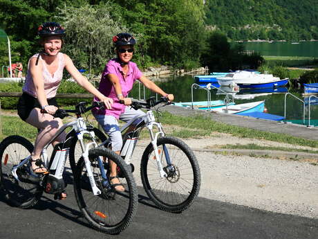 Balade du lac d'Aiguebelette - Itinéraire Cyclo-départemental
