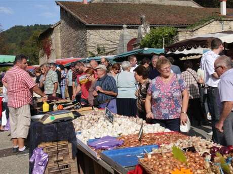 Villereversure market