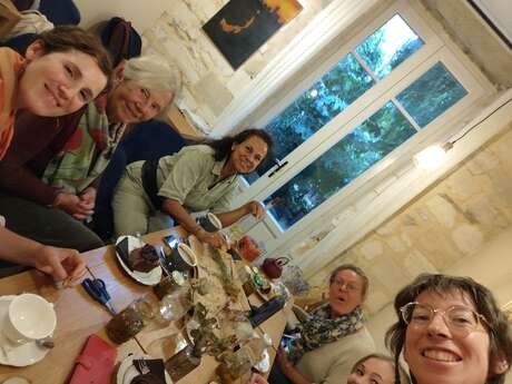 Cueillette et création : le rituel nature du printemps