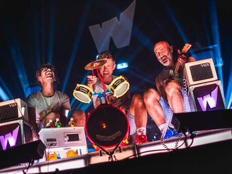 Futur 2000 par The Wackids