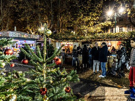 Chalets Gourmand Autour de la Patinoire