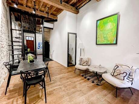 Studio 26 – Apartment / Gallery / Shop – Arles City Center