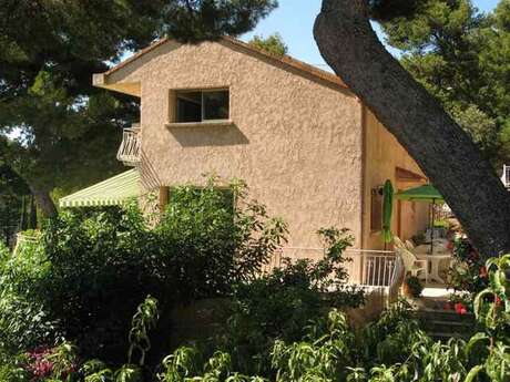 Appartement T6 - 13 personnes.