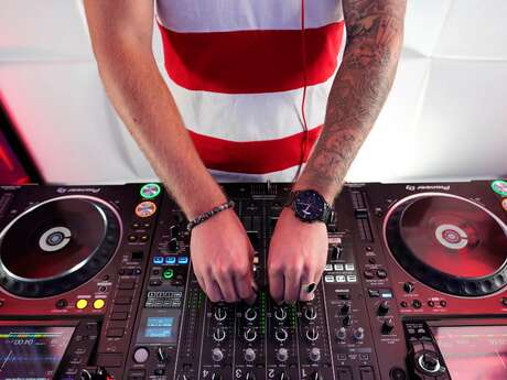 Soirée DJ "French Ibiza"