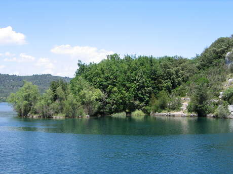 Rando découverte : un balcon sur le lac de Sainte Croix
