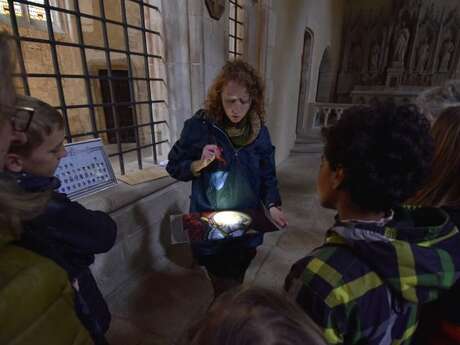 Visite à la lampe torche "Les animaux fantastiques de l'abbaye d'Ambronay"