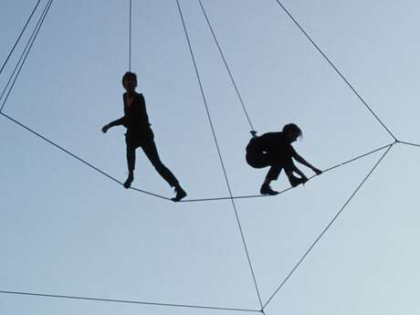 Cirque - Place au cirque/2