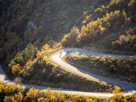 À vélo sur la route des trésors d'Orpierre