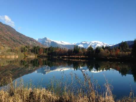 Ski nautique au cœur des montagnes