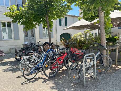 Cycle parking - Place de la Liberté