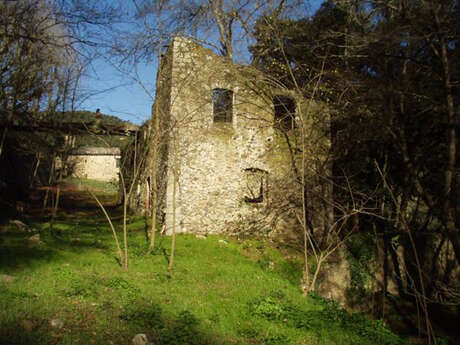 Moulin à Farine Saint Cassien des Bois