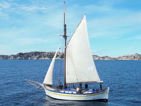 Journée Calanques à la voile, déjeuner et vins