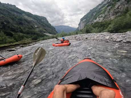 Sortie Packraft - Randonnée et descente de rivière sur une embarcation ultra-compacte et légère