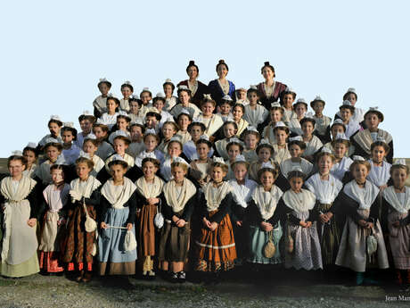 Li Mireieto : une étape dans un itinéraire costumier