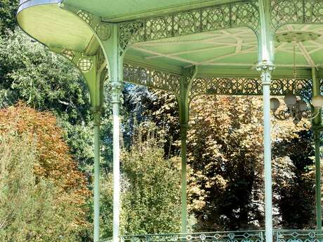 Kiosque à musique du parc des Bourins