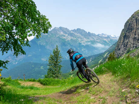 Initiation au VTT pour les ADOS