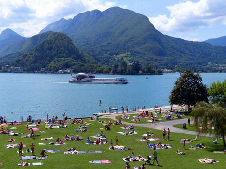 Plage municipale de Talloires