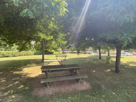 Tables de pique-nique (parc)