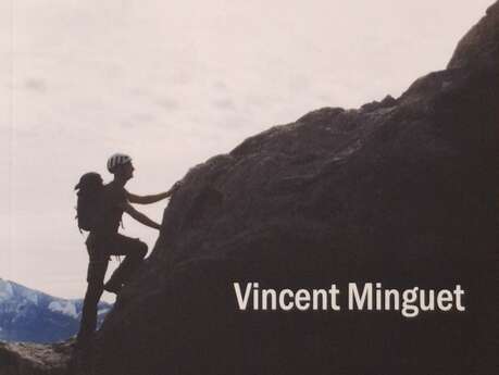 Dédicace à la Maison de la presse : "Invaincu, se reconstruire par la montagne et le sport" de Vincent Minguet