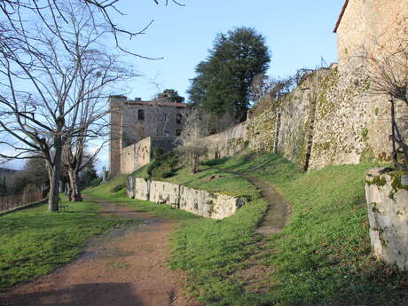 Les Remparts