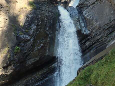 La cascade de la Meije