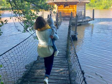 Jonc floating hut - DDLD