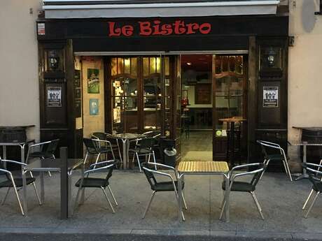 Le Bistro