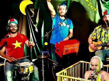 Musique au village - "Too young to mature