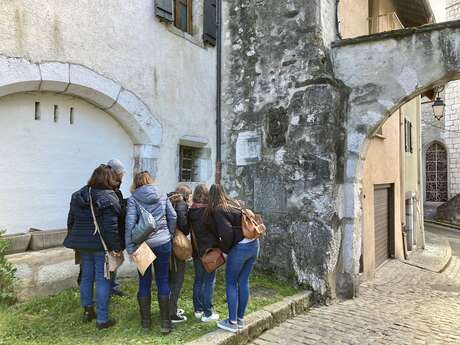 Guided walk on tablet