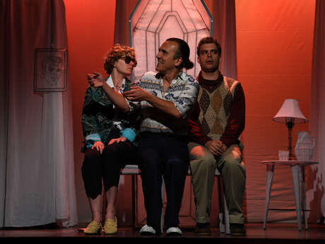 Théâtre : DANS LA FORÊT (LOINTAINE)