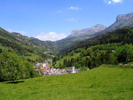 Visite du village avec Perrine de l'Office de Tourisme