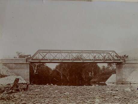 ウエンギ橋 (Uengi-bashi)