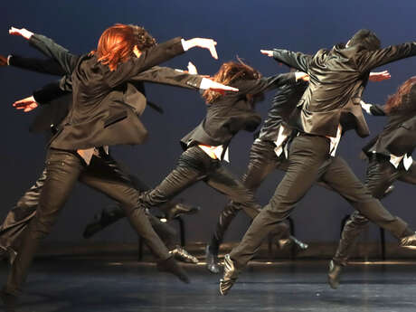Spectacle danse : Cher Cinéma, scénographie Jean-Claude Gallotta / Théâtre Maurice Novarina