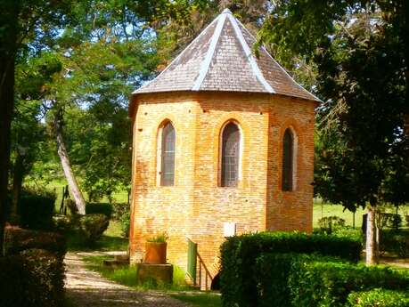 Lézat-sur-Lèze : Un village pittoresque au cœur de l'Ariège