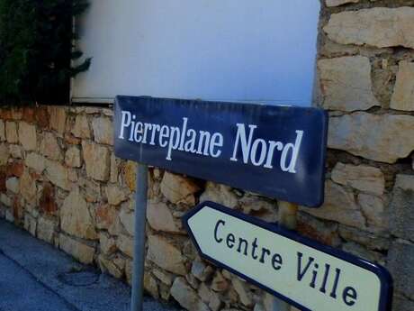 Ce que les noms de rue veulent dire : la toponymie urbaine en Provence contemporaine