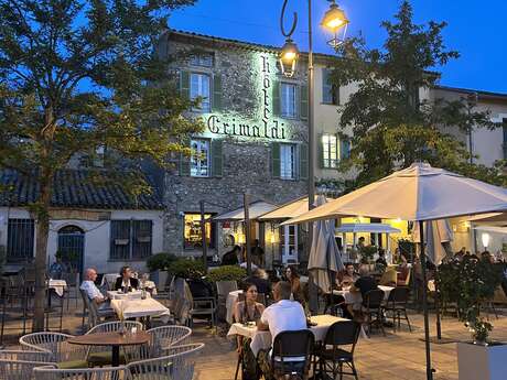 Hôtel Le Grimaldi by Le Village