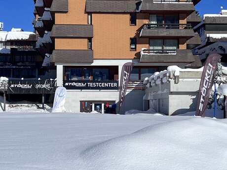 Magasin Genolet Sports - 2000