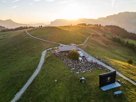Montagne Expérience : cinéma à la belle étoile au plateau de Beauregard