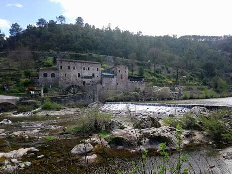 Le Moulin du Temps à Corbès