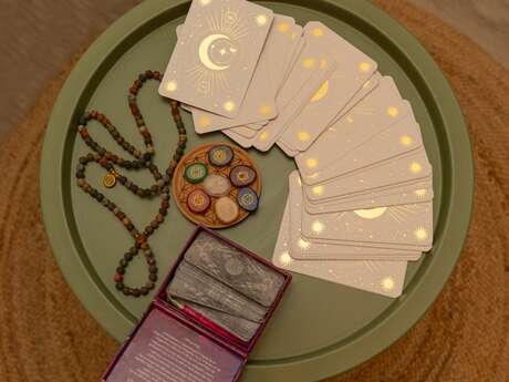 Atelier yoga et oracles : féminin sacré