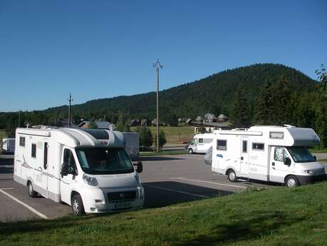 Aire de stationnement pour camping-car
