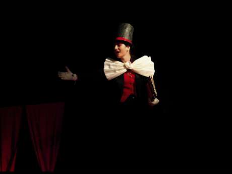 Théâtre "Origamonde : La grande pliure"