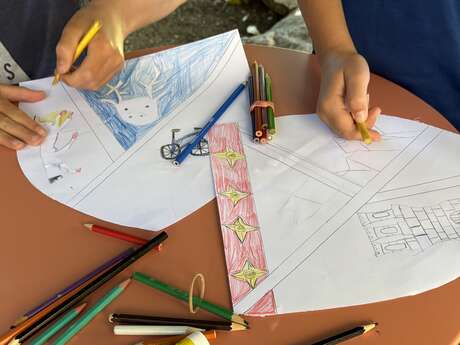 Été des familles au Château de Montmaur : Atelier "Mon blason médiéval"